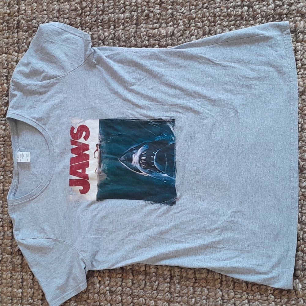 Gray JAWS Graphic T-Shirt NWOT